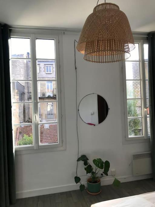 Studio Calme Au Centre De Bordeaux Extérieur photo